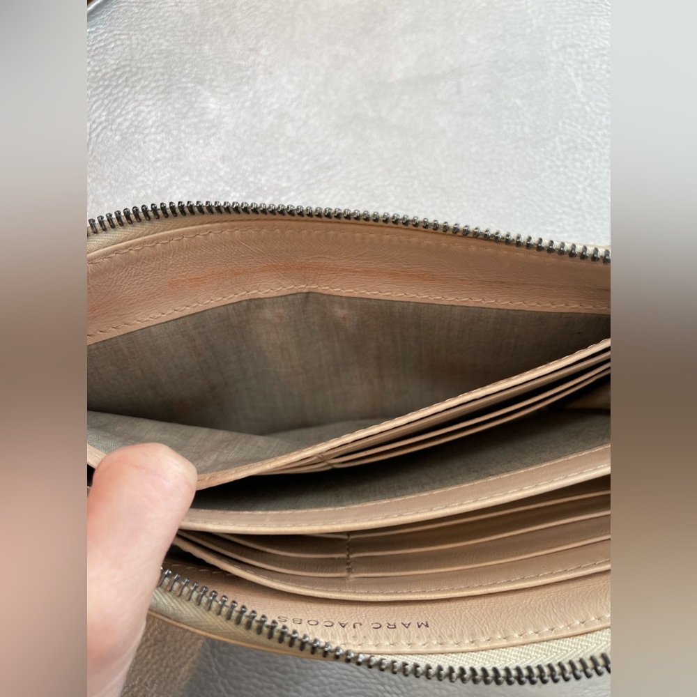 Marc Jacobs Wallet - Picture 10 of 16